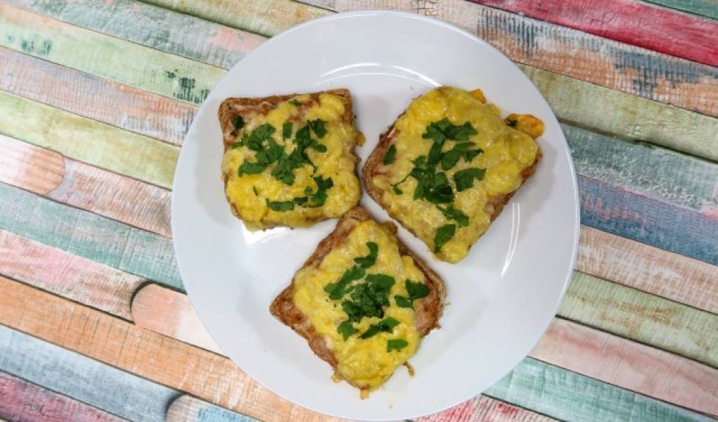 Tosty z mięsem mielonym + film