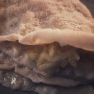 Rożki z kiszonymi jabłkami