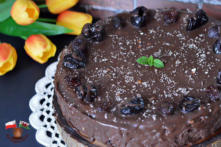 SERNIK ŚLIWKA W CZEKOLADZIE