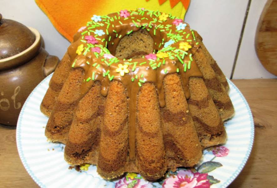Przepyszna, łatwa BABKA WIELKANOCNA z kawą i kawowym lukrem-mięciutka, delikatna +FILM