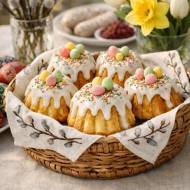 Mini babeczki z lukrem / do koszyka/