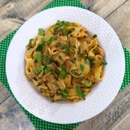 Makaron z kurczakiem i pieczarkami + film