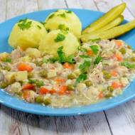 Potrawka z kurczakiem i warzywami z rosołu + film