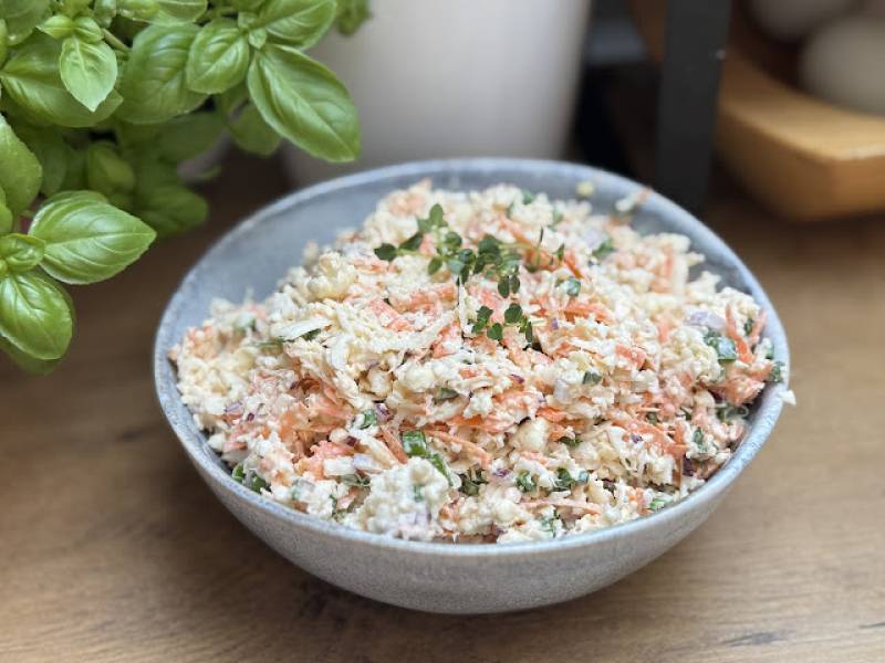 Surówka z surowego kalafiora - szybki przepis