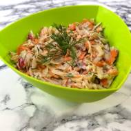 Błyskawiczna surówka z kalarepy, marchewki i rzodkiewki + film