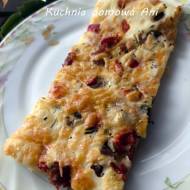 Naleśnik z piekarnika z warzywami i szynką