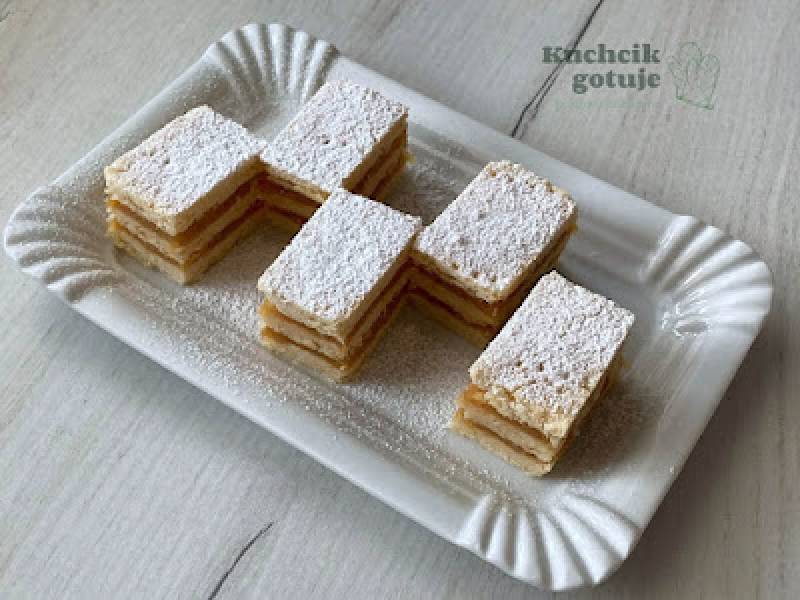 Szarlotka krucha przekładana