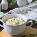 Pasta jajeczna z czosnkiem niedźwiedzim