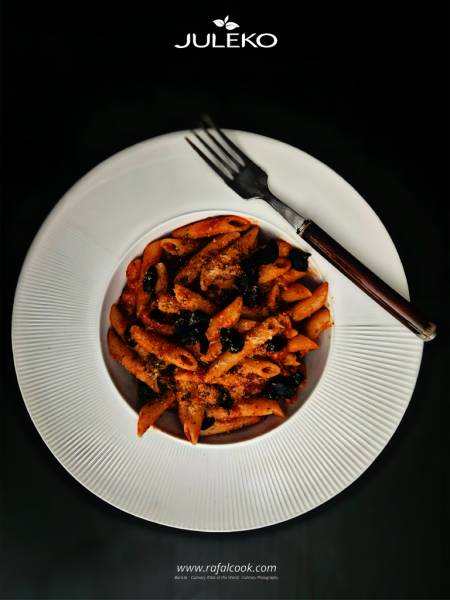 Pasta alla 4 pomodori – głęboki sos pomidorowy