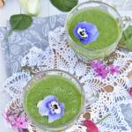 Smoothie ze szpinakiem i pestkami dyni na podniesienie ferrytyny
