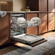 Wystarczy ustawić czas, a zmywanie zrobi się samo. Idealnie czyste naczynia ze zmywarką Electrolux QuickSelect 2.0
