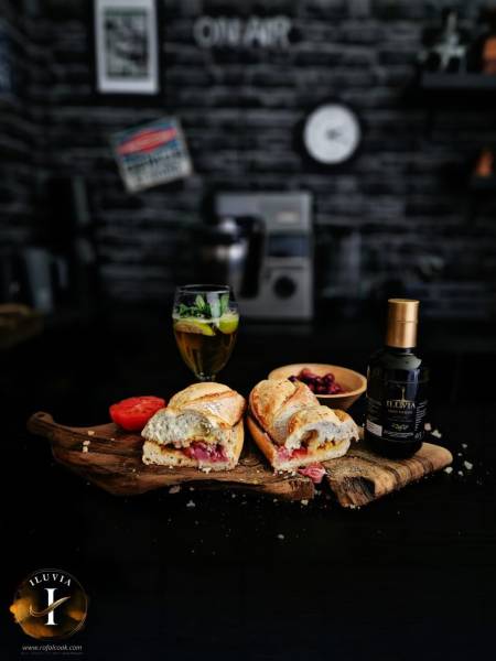 Bocadillo jamón z oliwą ILUVIA