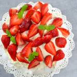 Beza z mascarpone i truskawkami + film
