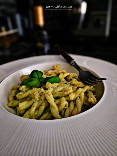 Pesto genovese – oryginalny przepis z Ligurii