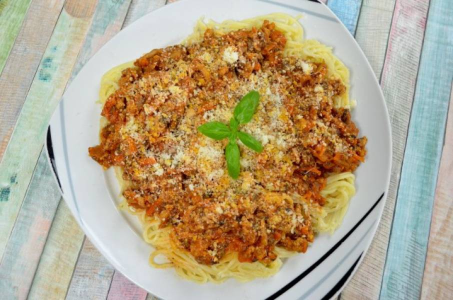 Domowe spaghetti + film