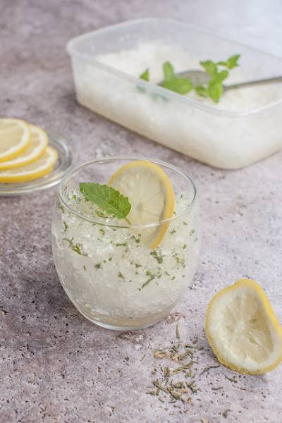 Granita z zielonej herbaty
