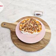 Serniczek bananowy z morelami i krówkami