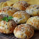 MAŚLANE BRIOCHE Z CZEKOLADĄ