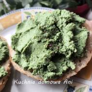 Pasta jajeczna ze szpinakiem