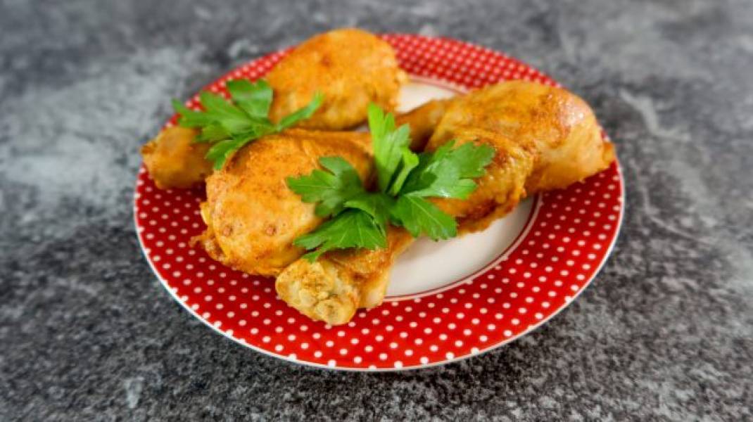 Pałki z kurczaka w kefirze + film