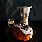 Maritozzo ai mirtilli – rzymska brioche z jagodami