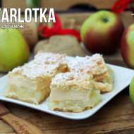 Szarlotka z budyniem