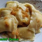 Pierogi polskie (ruskie) krok po kroku – tradycyjne ciasto, klasyczny farsz i sekrety idealnego lepienia.