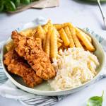 Chrupiące stripsy z kurczaka w stylu KFC