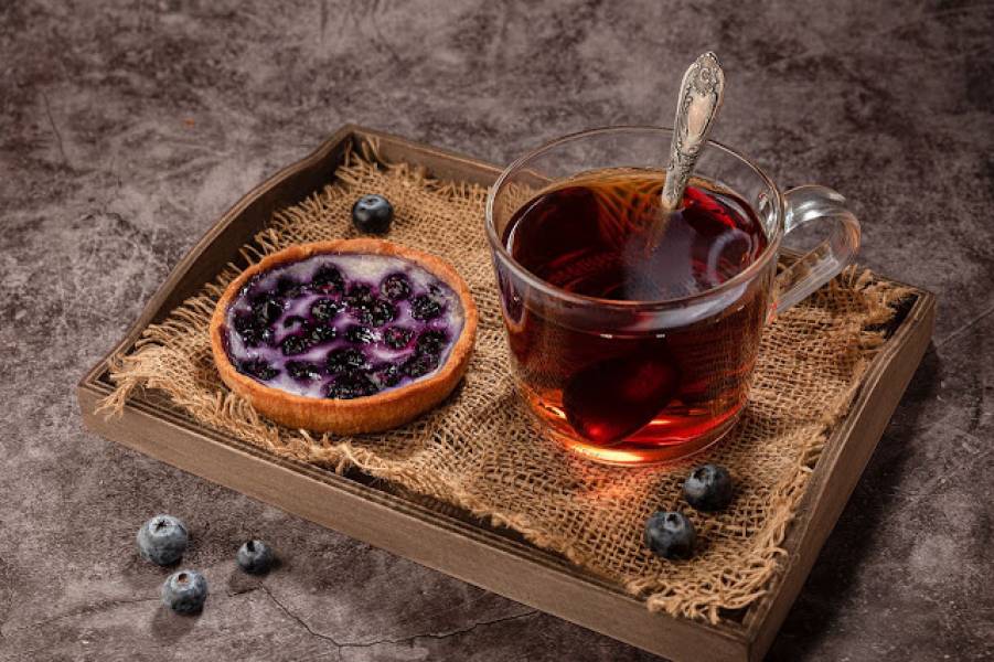 Małe przyjemności w kuchni – 6 pomysłów na deser i aromatyczną herbatę