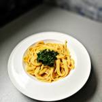 Pasta alla Milanese – makaron z szafranem, bulionem, masłem i Parmigiano