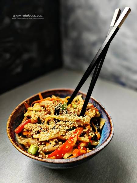 Chicken Chow Mein – chińszczyzna z pudełka