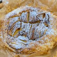 Tarta z jabłkami na cieście z serka mascarpone