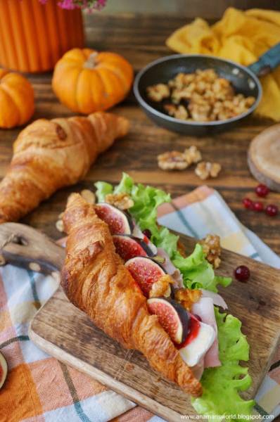 Croissant z figą
