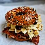 American Bagel Sandwich – bajgiel śniadaniowy w stylu nowojorskim