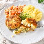 Kotlety jajeczne z mozzarellą i koperkiem – chrupiące i soczyste